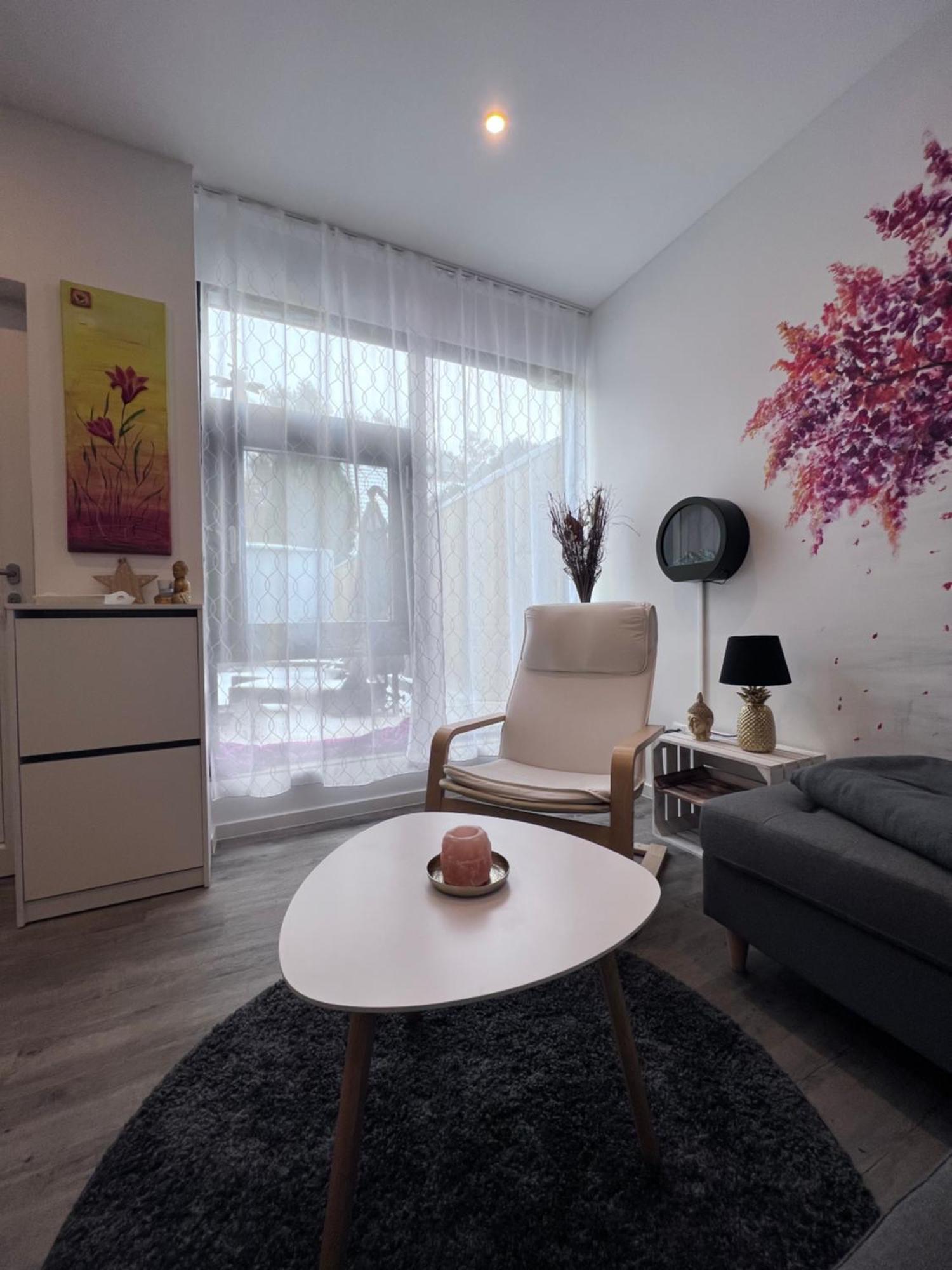 Appartement Zwischen Wald Und Wasser Mit Grossem Wasserbett & E-kamin